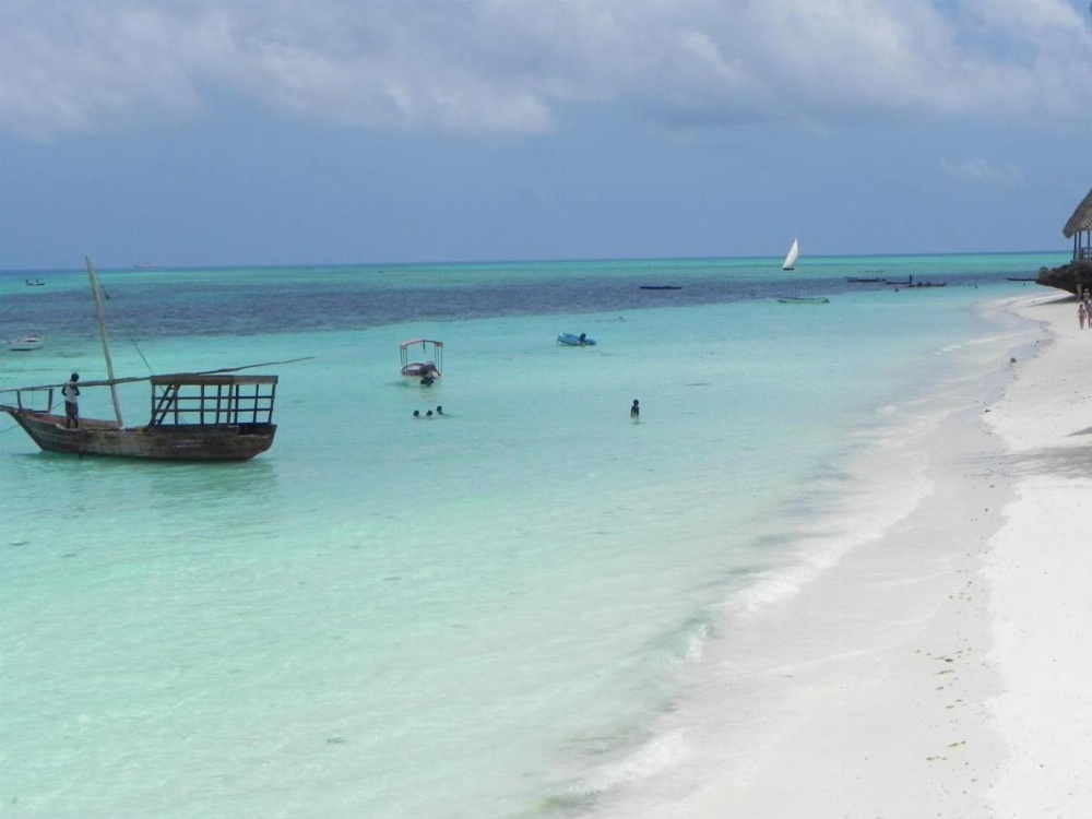 Langi Langi Beach Bungalows Image 17