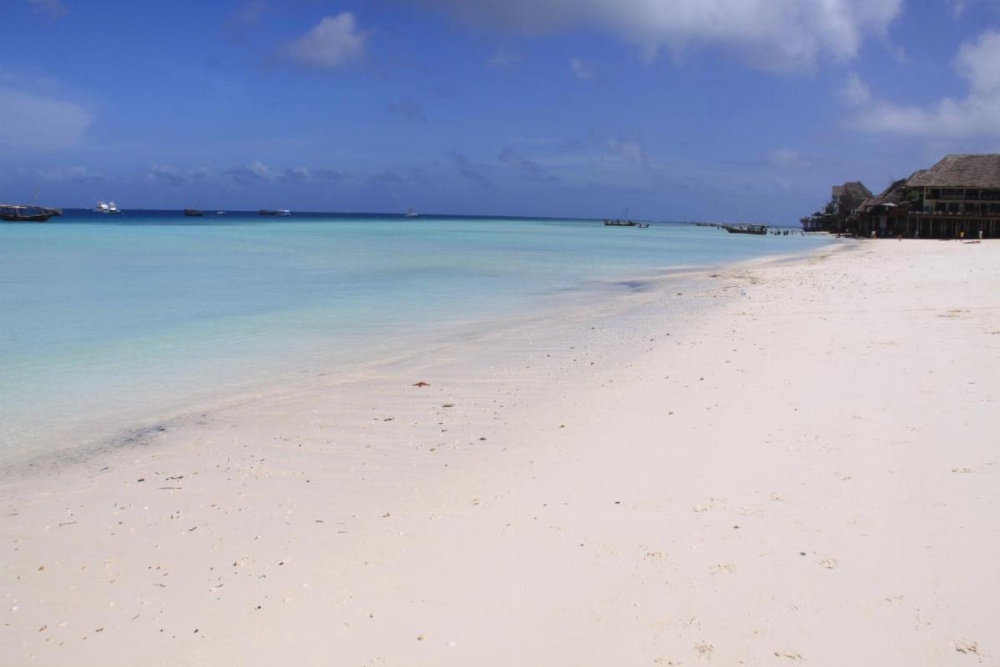 Langi Langi Beach Bungalows Image 18